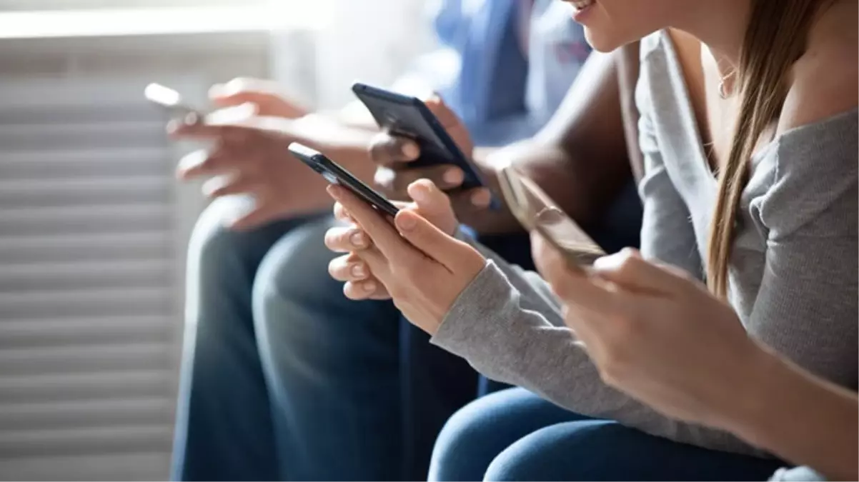 Instagram’a yaş sınırı geliyor