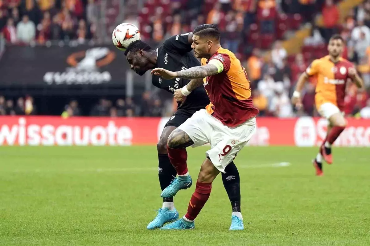 Galatasaray – Elfsborg Maçı Başladı