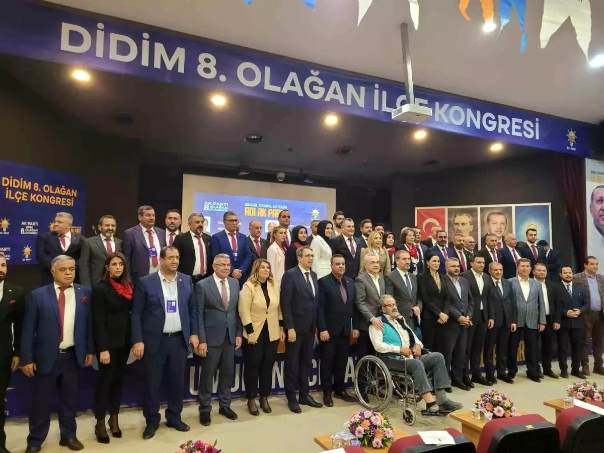 AK Parti Didim İlçe Kongresi’nde Sebahattin Akkuş Yeniden Başkan Seçildi