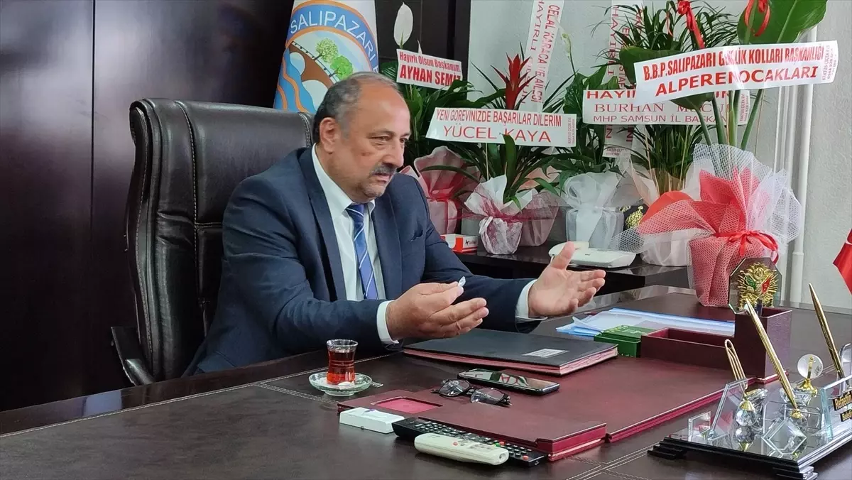 Salıpazarı Belediyesi’nden Öğrencilere Eğitim Yardımı