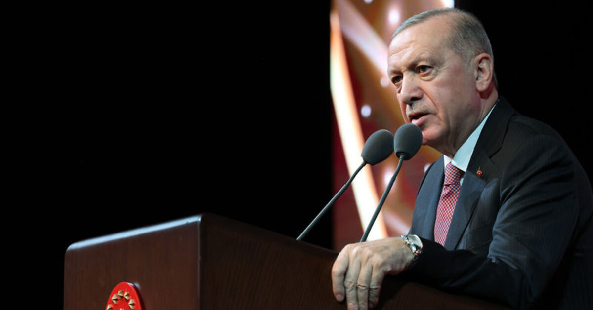 Cumhurbaşkanı Erdoğan Mehmet Akif Ersoy’u andı