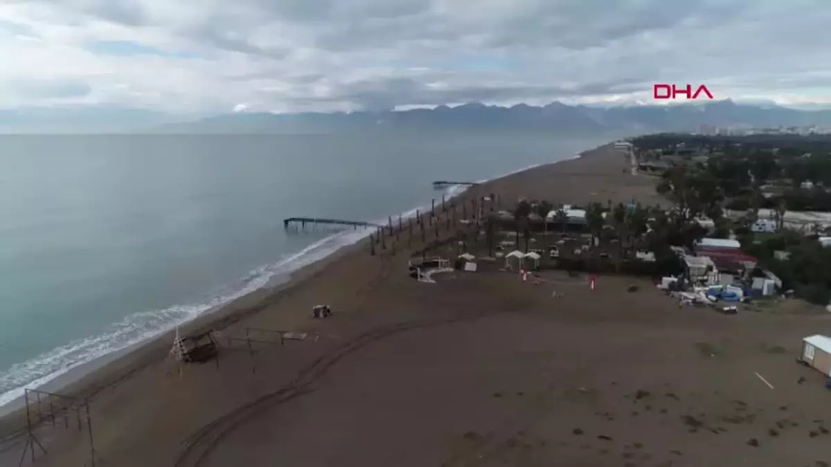 Antalya’da Kaçak Yapı Kaldırıldı