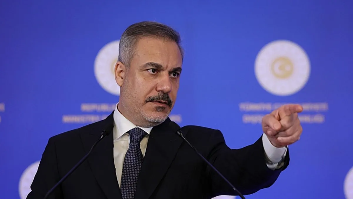 Bakan Fidan’ın sözleri Fransa’nın gündemine oturdu! Ülke basınında Suriye çıkışı: Türkiye tavrını koydu!