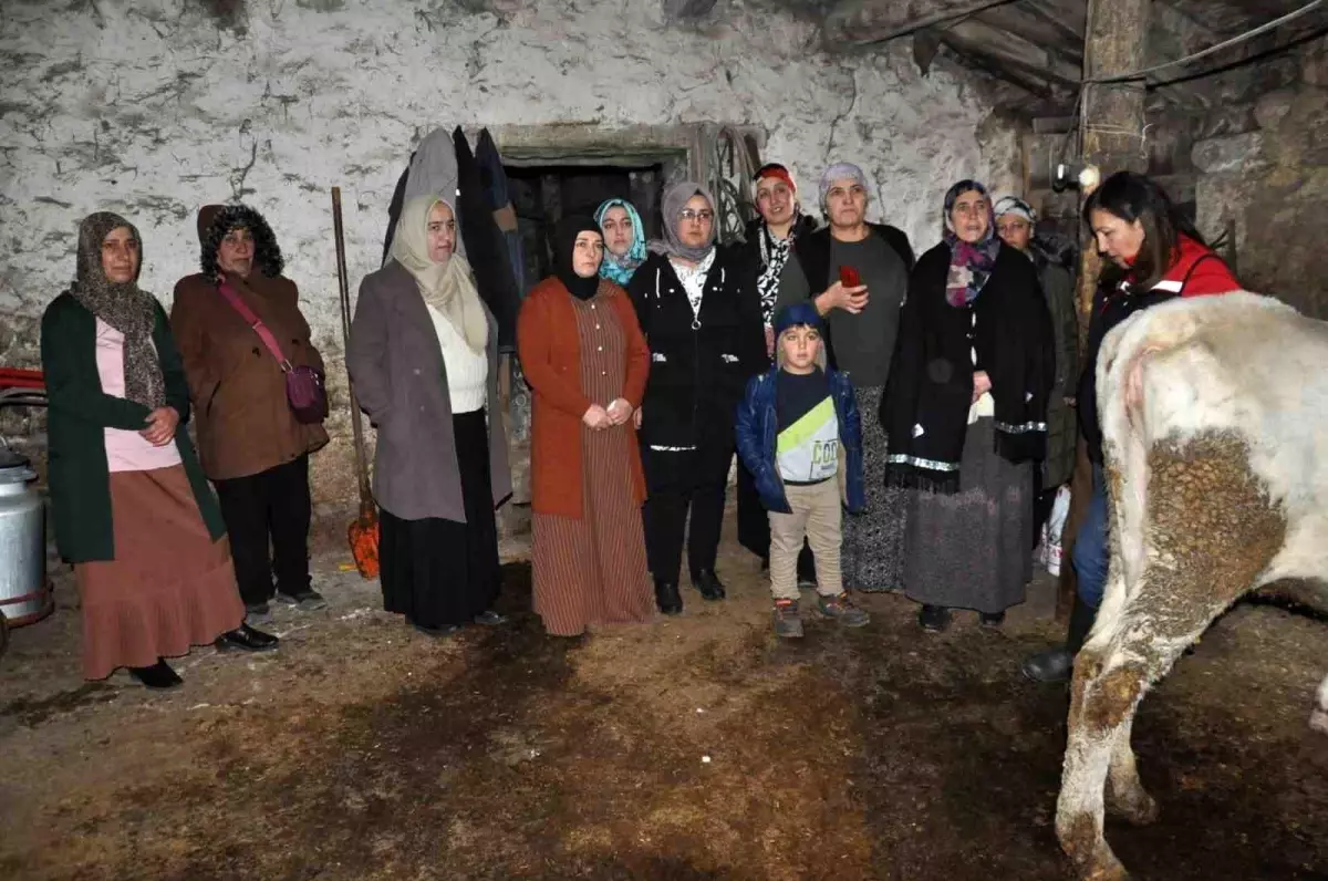Kars’ta Kadın Çiftçilere Hijyen Eğitimi