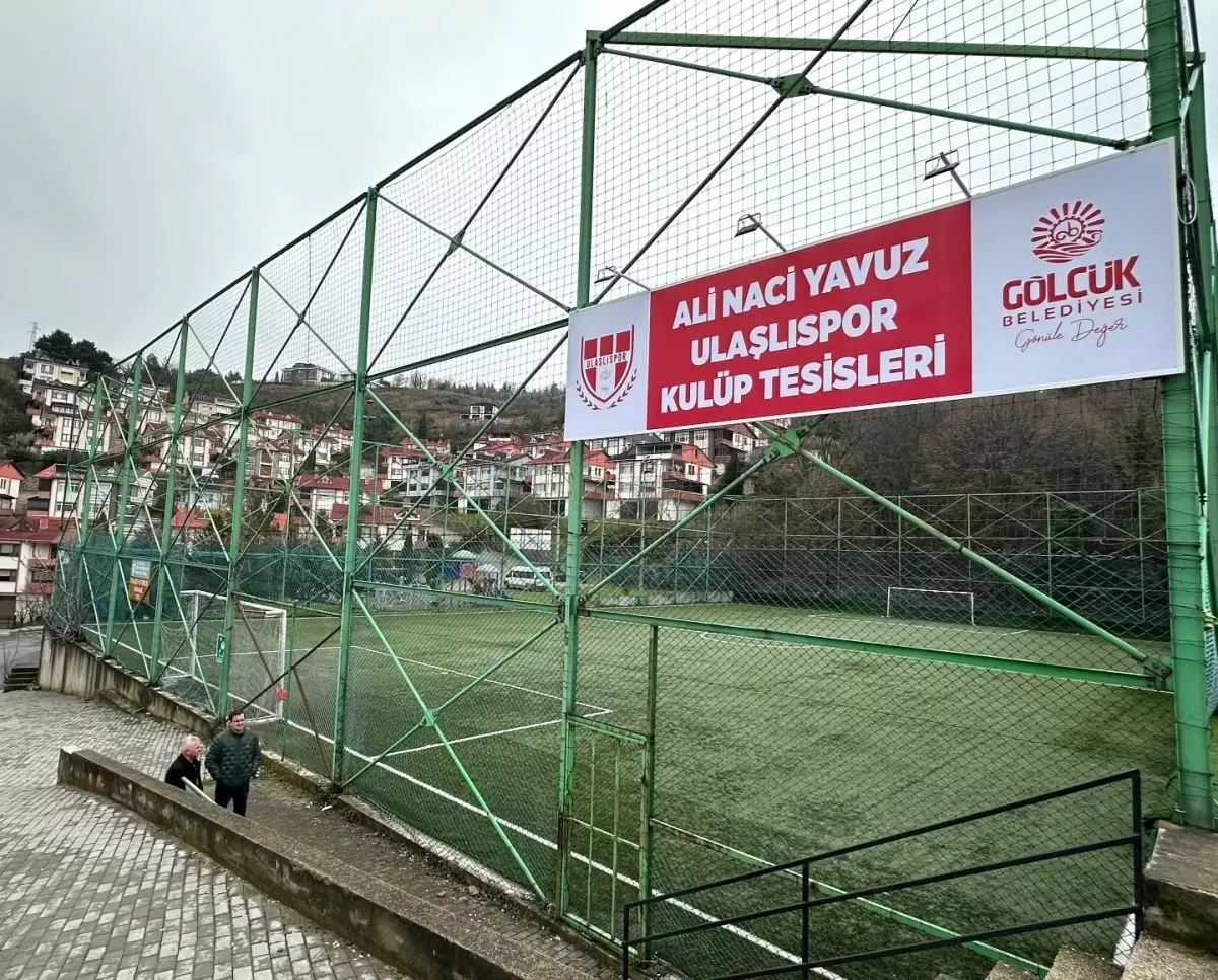 Gölcük’te Futbol Sahasına Ali Naci Yavuz’un Adı Verildi