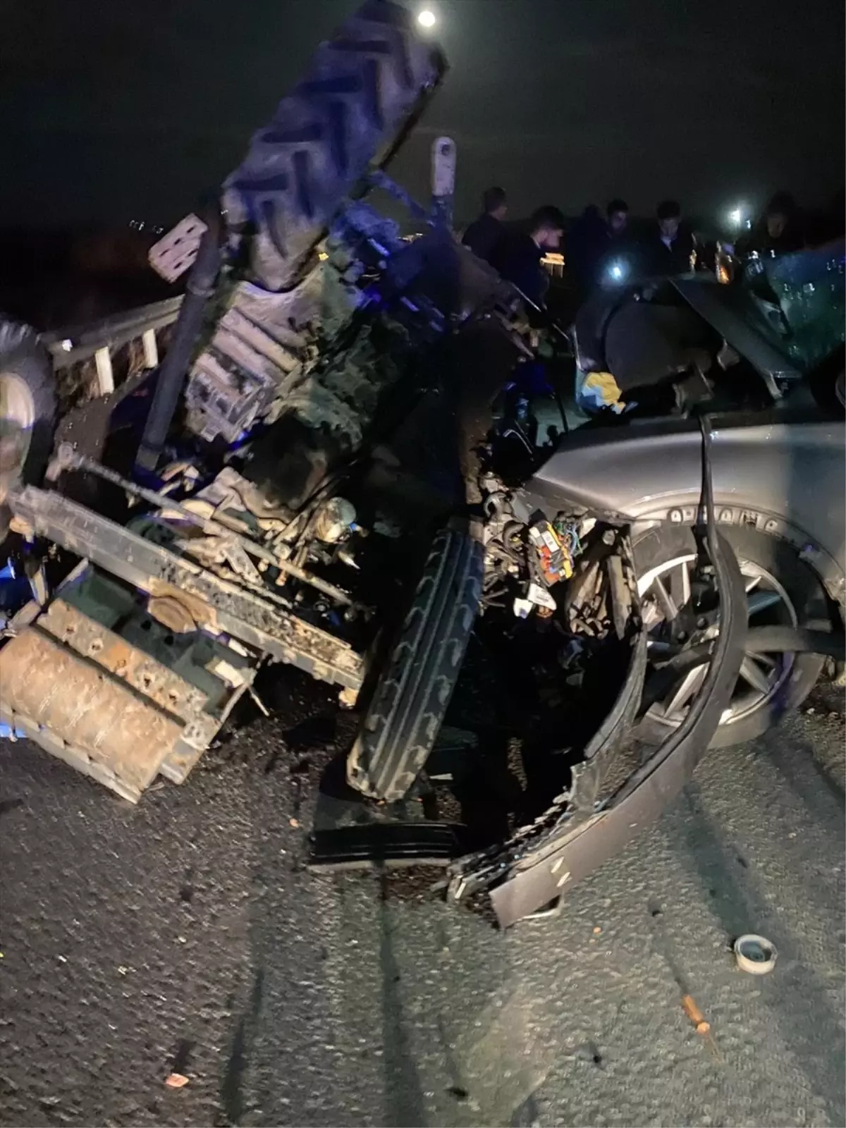 Midyat’ta Trafik Kazası: 1 Ölü, 2 Yaralı
